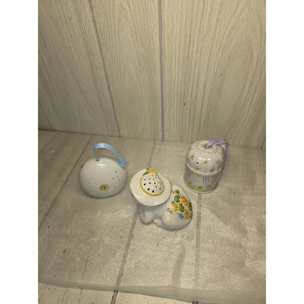 Vtg Potpourri Pomanders Set Of 3 Avon Frog 2 Floral Drawer Freshners Frangrance